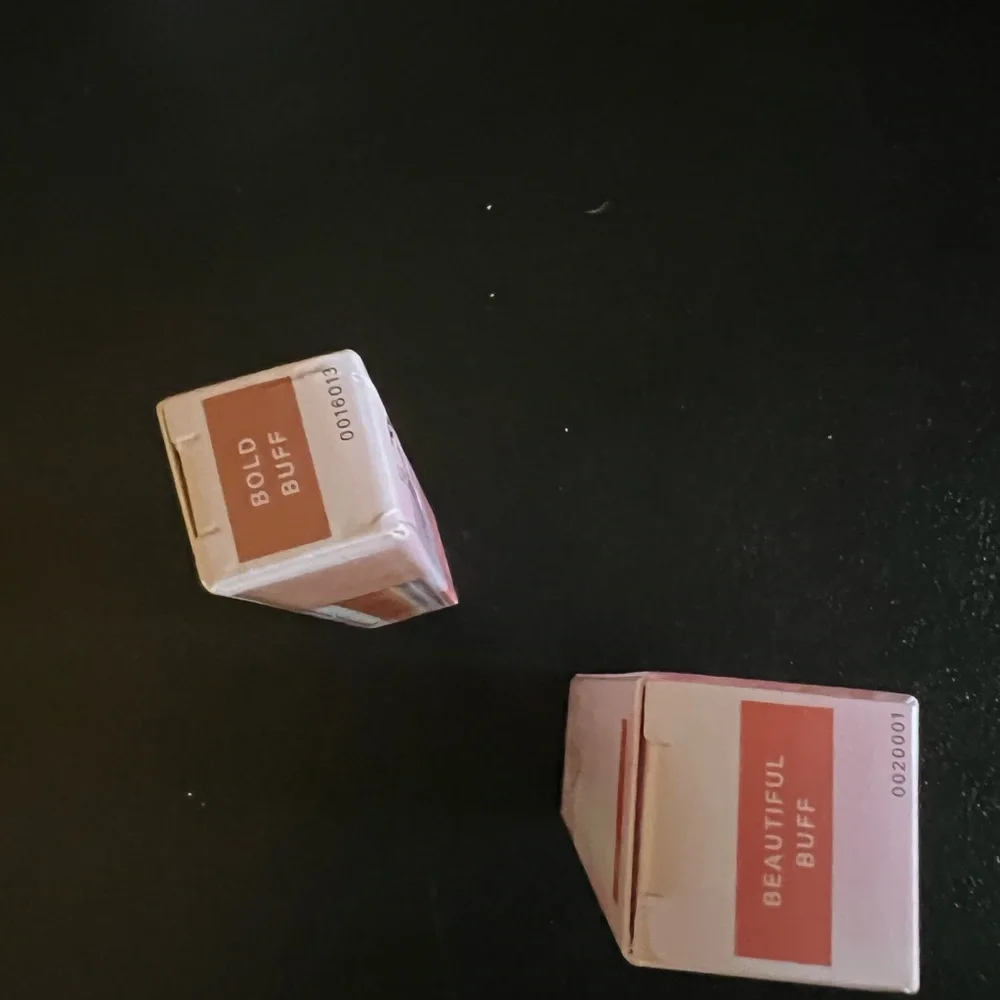 Mally NIB LIP GLOSS AND LIP-CHEEK STAIN